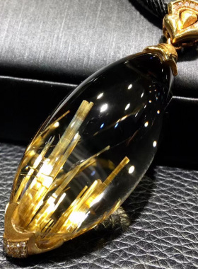 魅晶水晶晶体通透吊坠