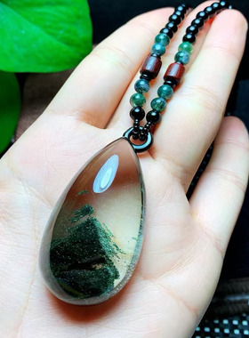 魅晶天然水晶晶体通透墨绿色金字塔千层大水滴吊坠