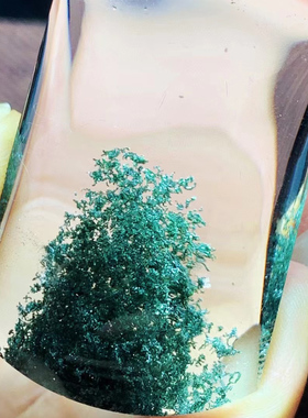 魅晶绿幽灵晶体通透吊坠