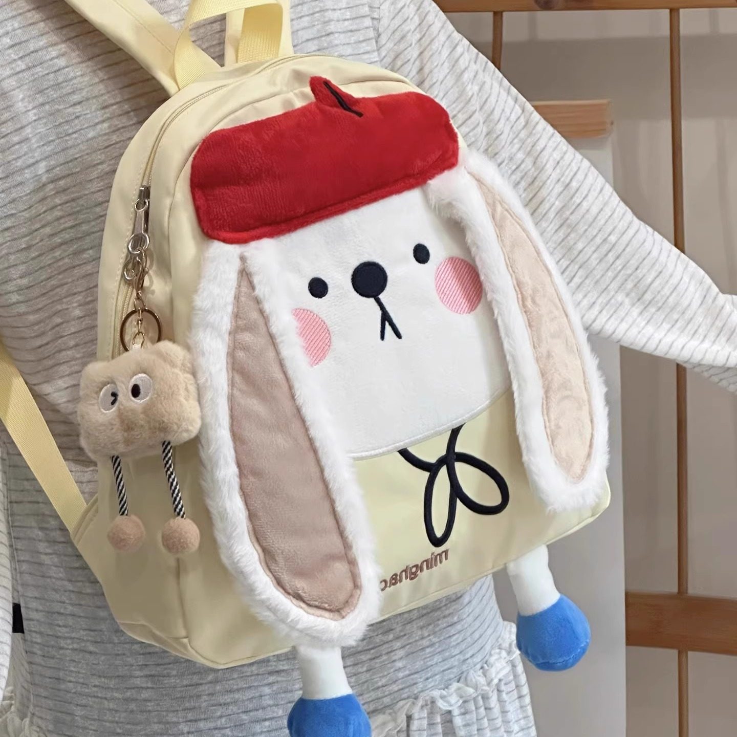 日系ins风可爱卡通双肩包女户外小众大容量休闲百搭学生轻便背包,淘宝优惠券,粉丝福利购,淘宝优惠卷