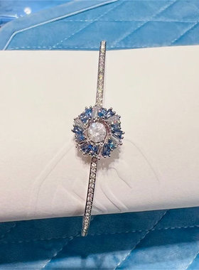 Idyllia花朵项链手镯耳环戒指