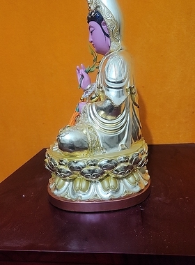 金木雕观世音菩萨12寸家里供奉，正金造型完美。