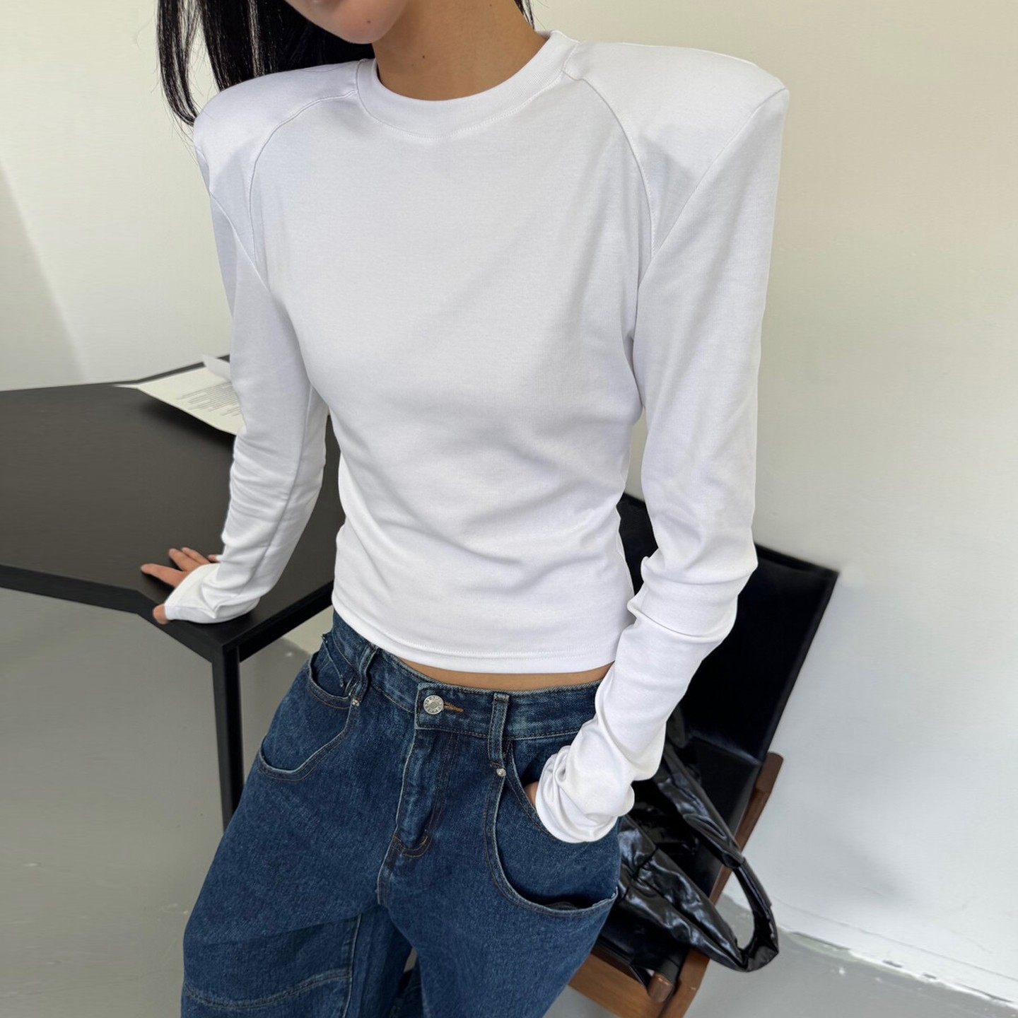 正肩t恤女2025新款春秋修身显瘦直角肩长袖打底衫女内搭垫肩上衣,淘宝优惠券,粉丝福利购,淘宝优惠卷