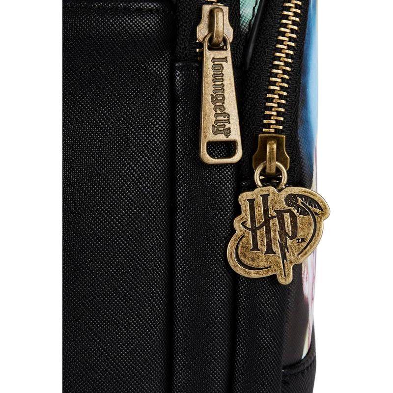 代购Loungefly女士哈利波特双肩包多口袋设计可调节肩带侧袋收纳,淘宝优惠券,粉丝福利购,淘宝优惠卷