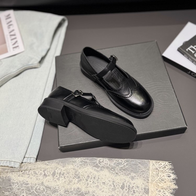 欧美布洛克雕花小皮鞋26春T字带低跟深口单鞋女英伦青年乐福女鞋,淘宝优惠券,粉丝福利购,淘宝优惠卷