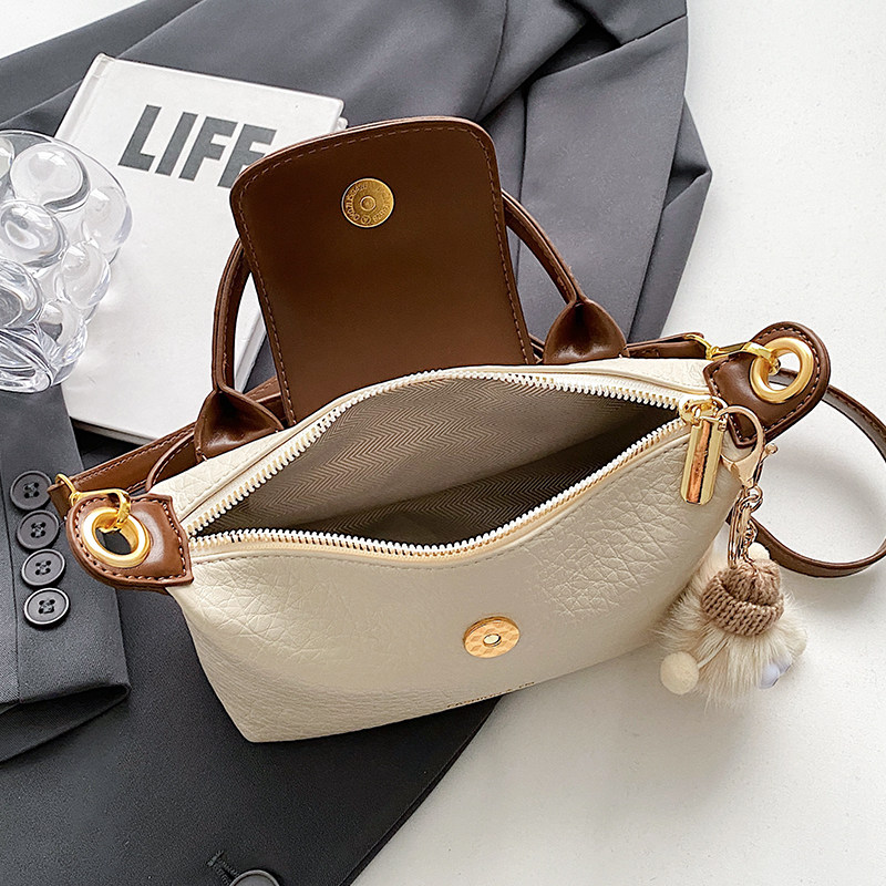 高级感爆款小众包包女2023新款潮时尚单肩手提包斜挎包百搭小方包,淘宝优惠券,粉丝福利购,淘宝优惠卷