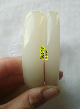 地摊夜市跑江湖仿玉公司手镯