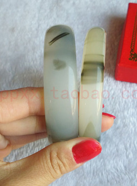 地摊夜市十元玉手镯仿翠玉飘深灰色花手镯精美女式仿玉手镯配礼盒