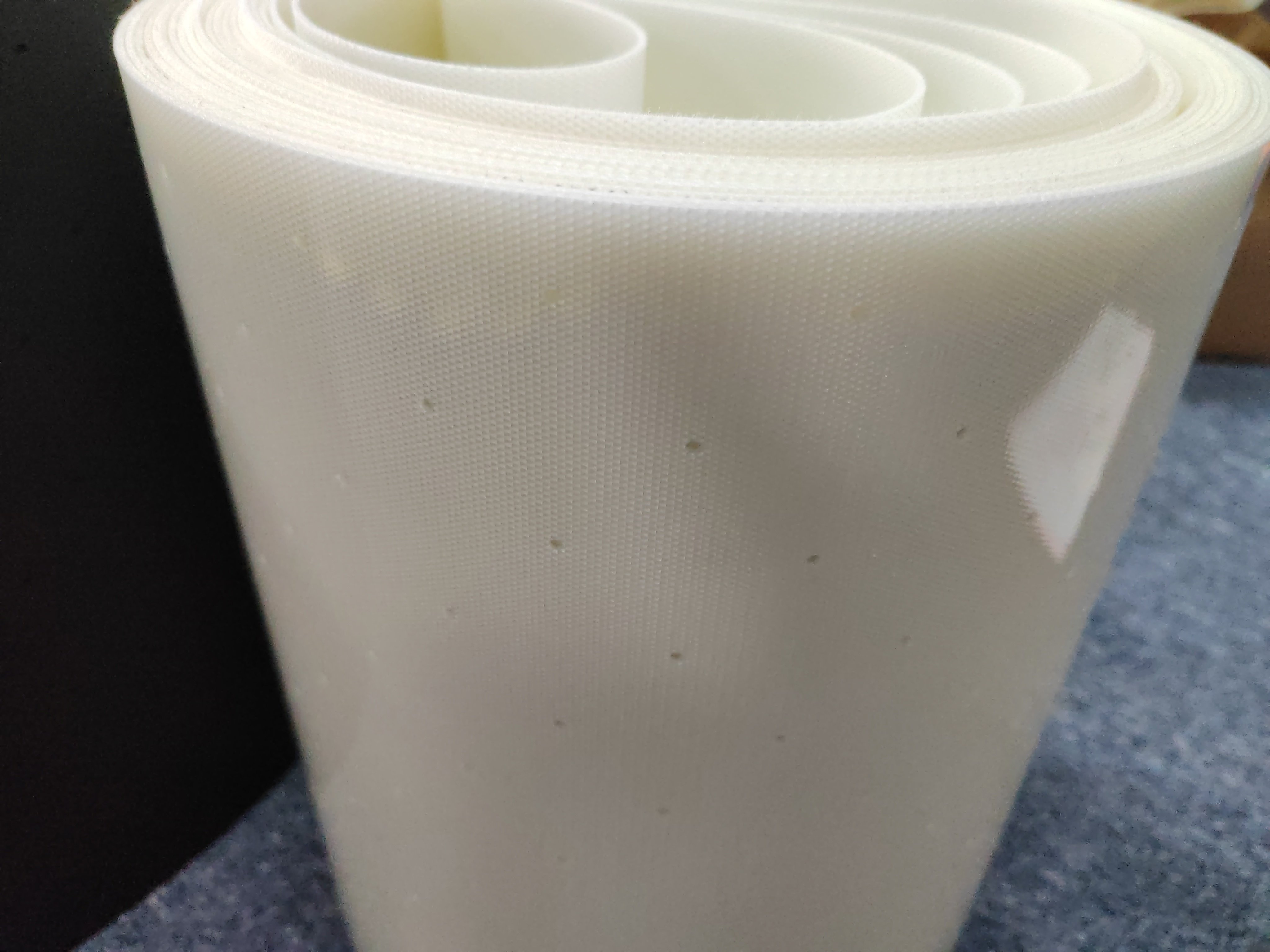 黑色白色防静电PU输送带激光打孔皮带吸附吸风鼓风皮带透光检测机,淘宝优惠券,粉丝福利购,淘宝优惠卷