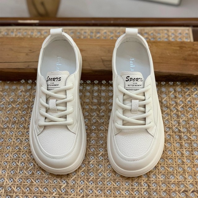 White shoes for women, ins popular soft-soled shoes that make feet smaller