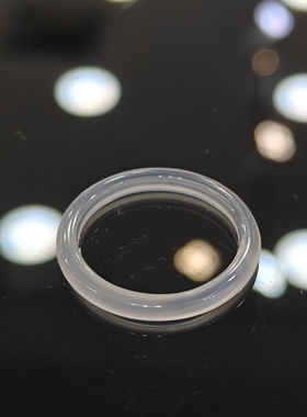 天然高冰白月光玉髓戒指女冰种马岛料玛瑙素圈水晶指环轻奢高级感