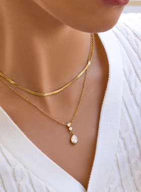 JILIFANG爆闪高级精抛光4A级人工锆钻水滴吊坠双层叠戴刀片链项链