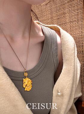 金色拉丝闪钻马头编绳吊坠项链女