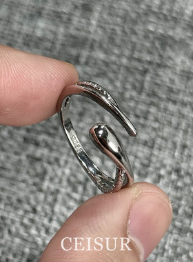 赛博朋克风黑色灵蛇戒指轻奢独特