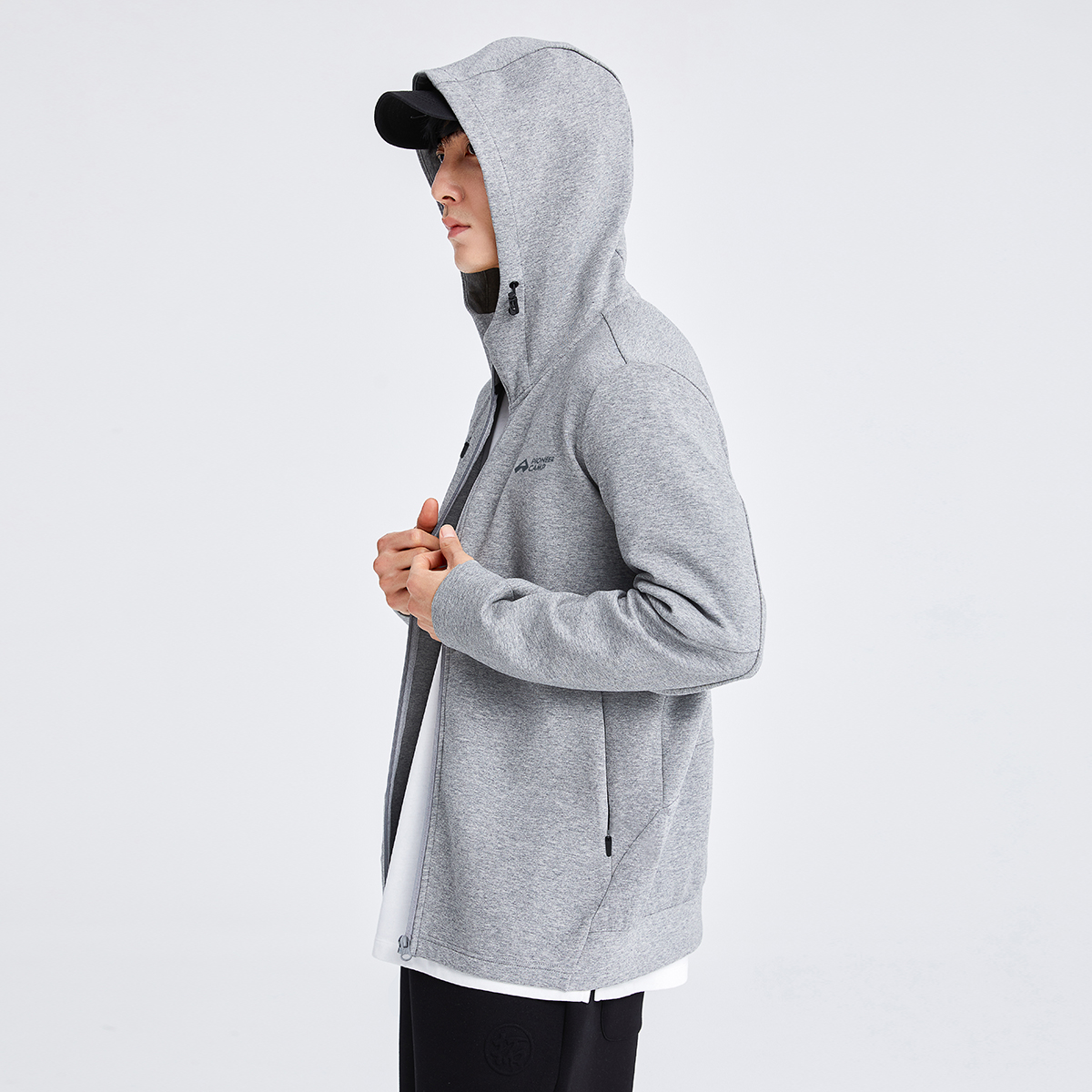 拓路者2025秋季连帽时尚外套简约酷潮男式开衫百搭户外运动上衣 - 图1