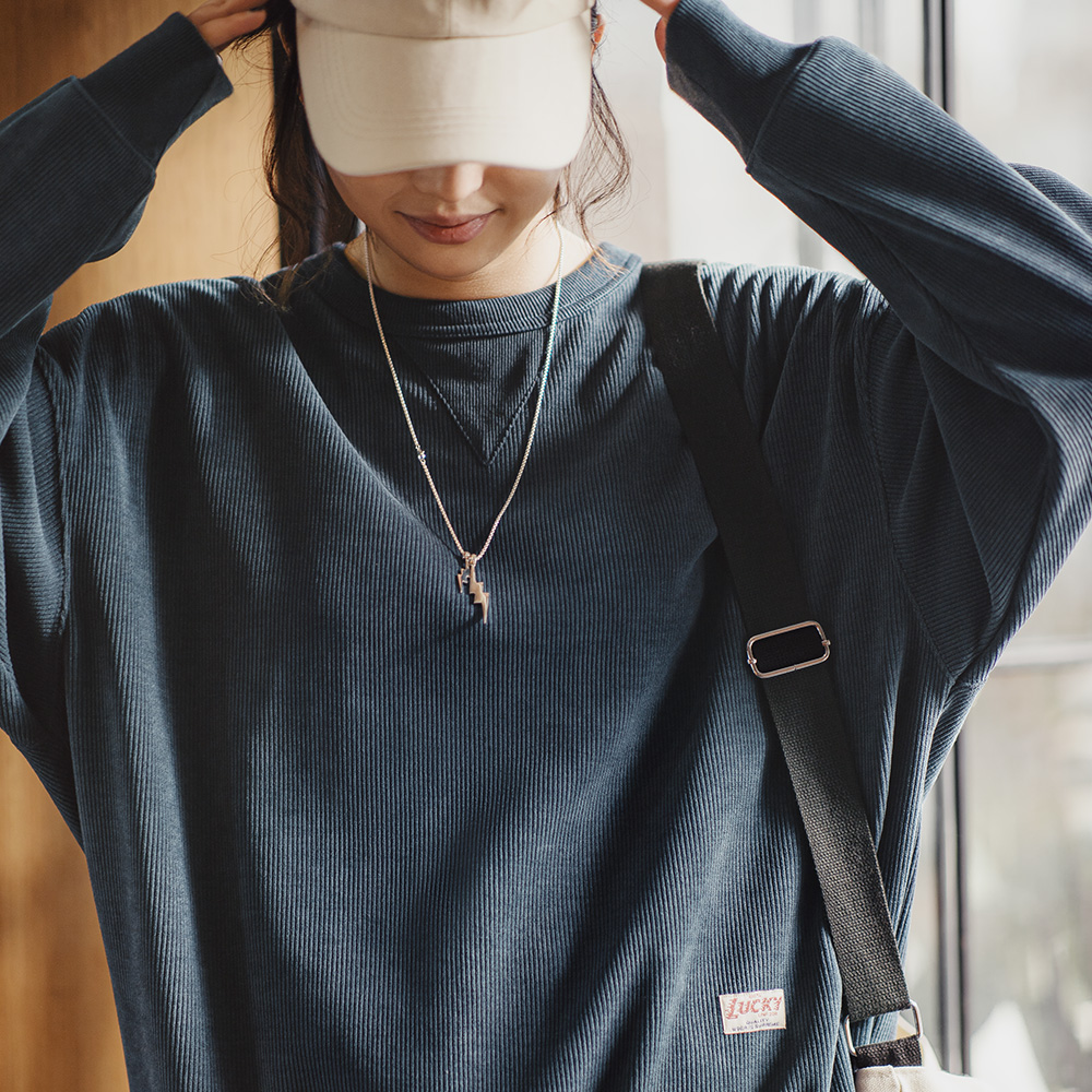 马登复古雅丹风咖色工装绒卫衣内搭长袖打底T恤插肩圆领上衣秋女 - 图1