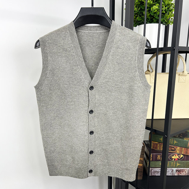Sweater men's vest vest vest vest vest button spring and autumn trend