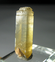 Mine Label CA9150A30 * golden columnar calcite (Shandong 2 5cm4 2g)