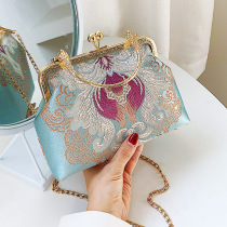 Chinese Wind Embroidery Qipao Girl Bag Bag Chinese Style Hanfu Elegant Retro Handbag Ancient Wind Bag hand carrying gold bag