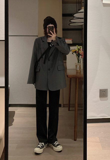 Veee is really thin spring and summer new black high -waisted somatosensory Korean straight tube suit casual pants