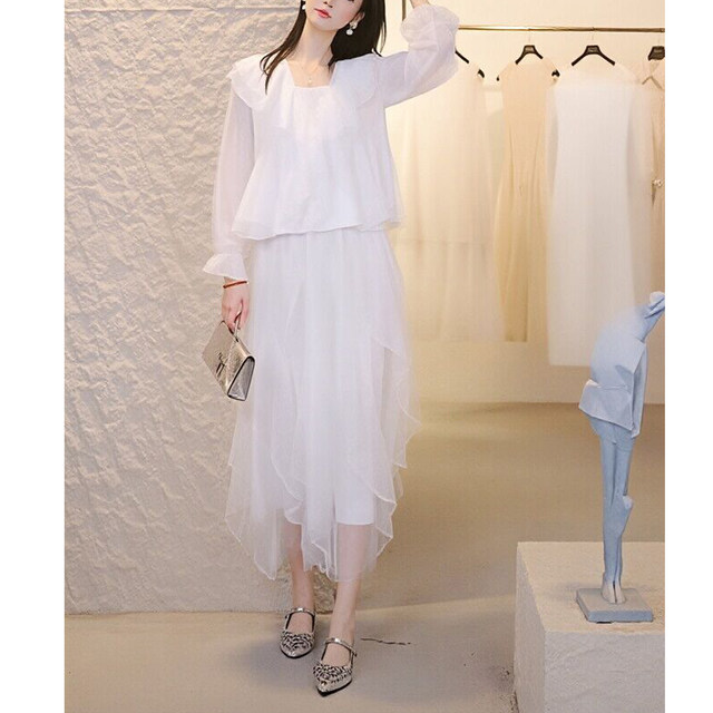 ສິ້ນ ruffled slimming ຂອງແມ່ຍິງແລະ elegant