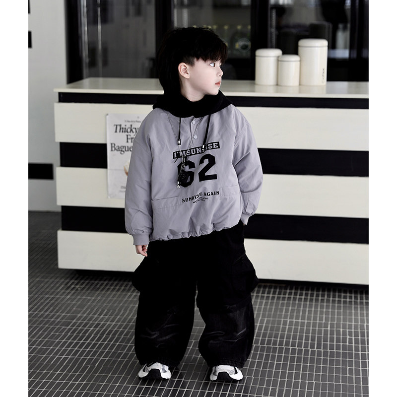 Jimmy妈童装【极轻至简】冬季新款儿童假两件数字印花夹棉冲锋衣,淘宝优惠券,粉丝福利购,淘宝优惠卷