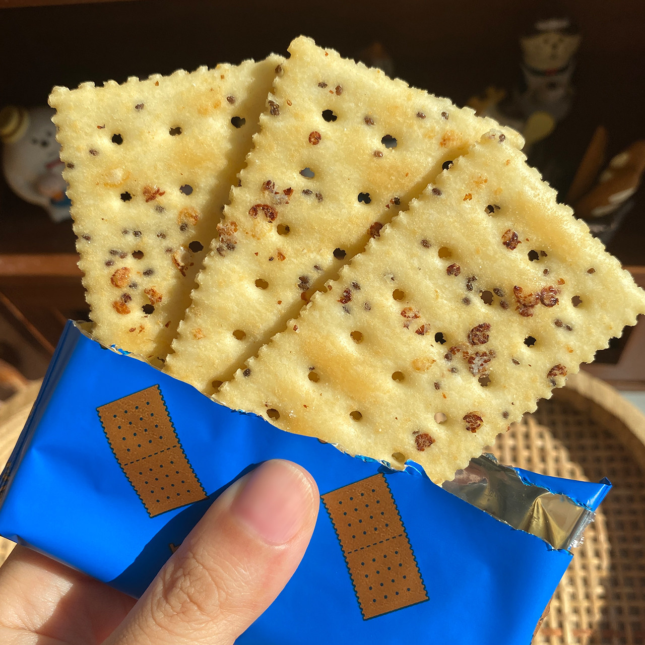 咸香酥脆！来甘多金蒜牛肉苏打饼干发酵饼干早餐代餐下午茶零食,淘宝优惠券,粉丝福利购,淘宝优惠卷