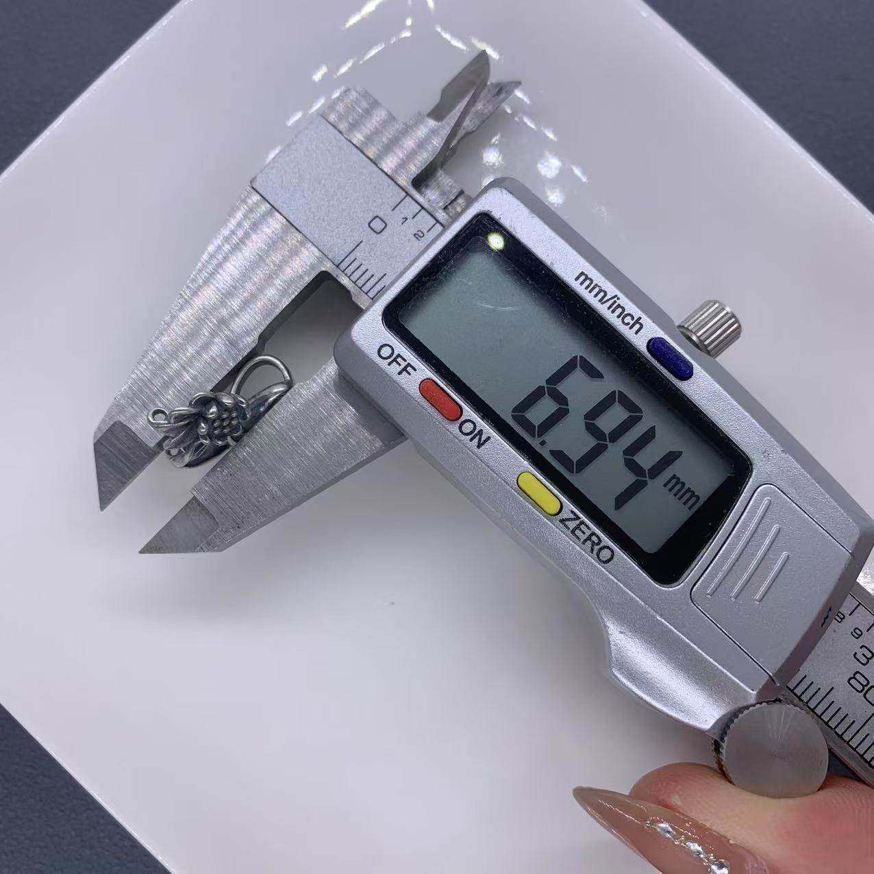 精工三七银荷花莲蓬吊坠隔珠隔片花托配饰diy手链弯管挂坠项链,淘宝优惠券,粉丝福利购,淘宝优惠卷