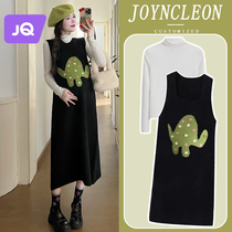 The Jing Kiri Pregnant Woman Vest Dress dress Long style Autumn Winter Dress Cute Cartoon High Collar Undershirt Knitted Dress Two Suits