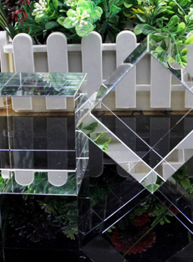 方体定制异形玻璃刻字内雕奖杯