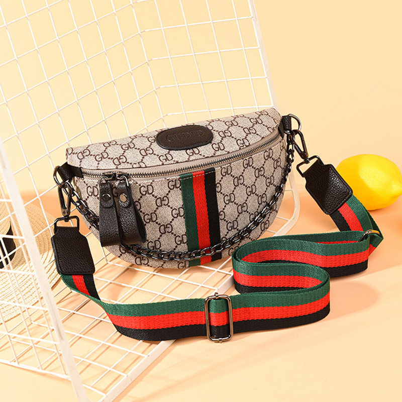 洋气新款2020潮夏休闲小胸包小包包 古阑迪莉女士包袋