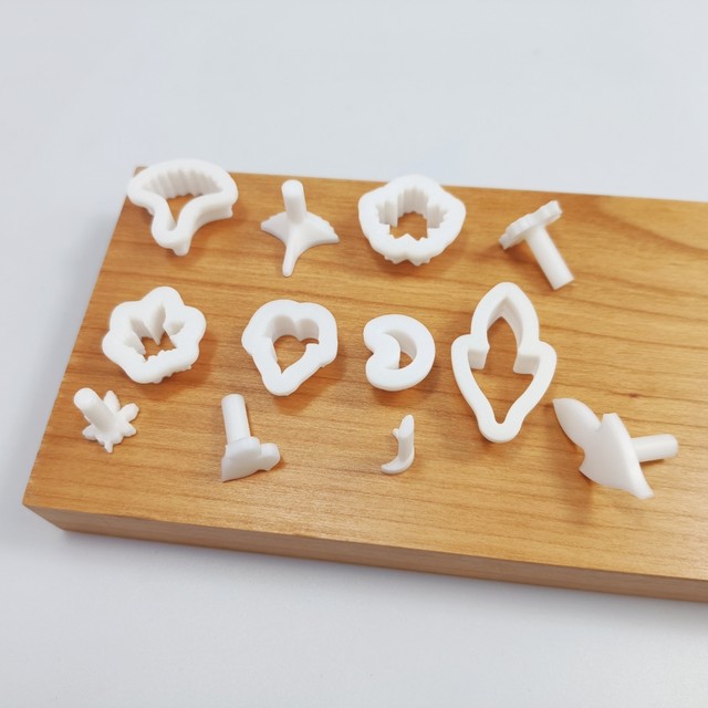 Various plant flowers and leaves Japanese style and fruit molds