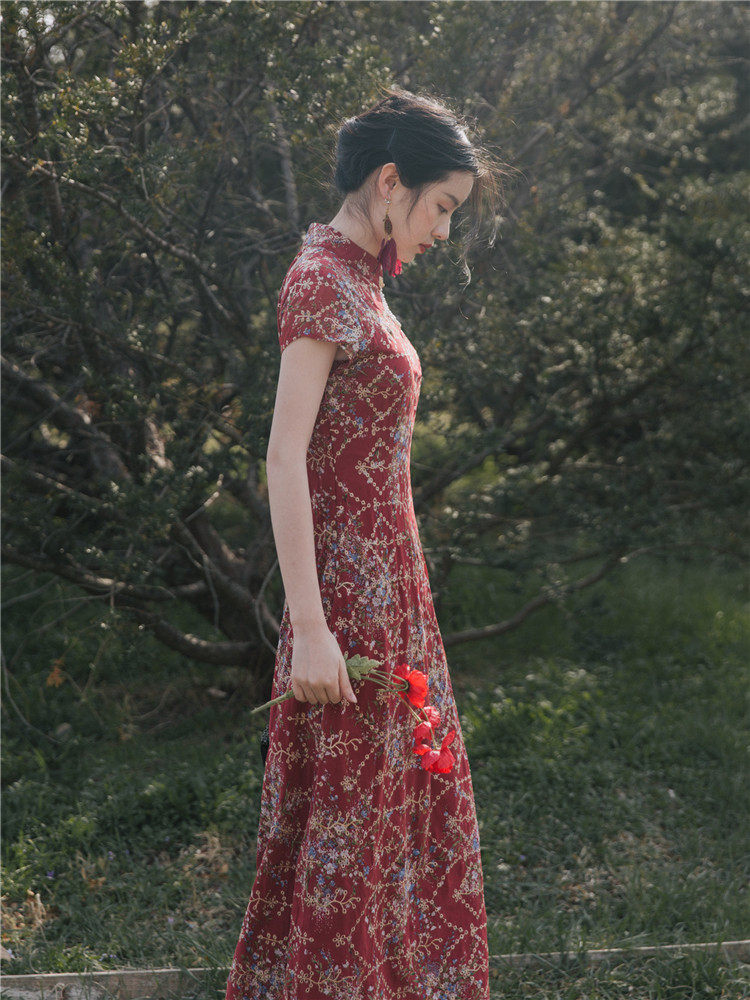 法式复古刺绣碎花紧身旗袍夏连衣裙 新风尚 NEW Fashion连衣裙