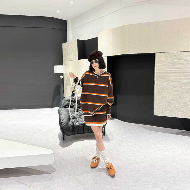 加大码女装圆领长袖拼接条上衣短裙胖妹妹韩版减龄显瘦休闲两件套,淘宝优惠券,粉丝福利购,淘宝优惠卷