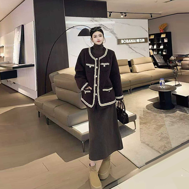 大码女装圆领开衫拼色边小香风外套胖妹妹气质显瘦秋冬款百搭上衣 - 图0