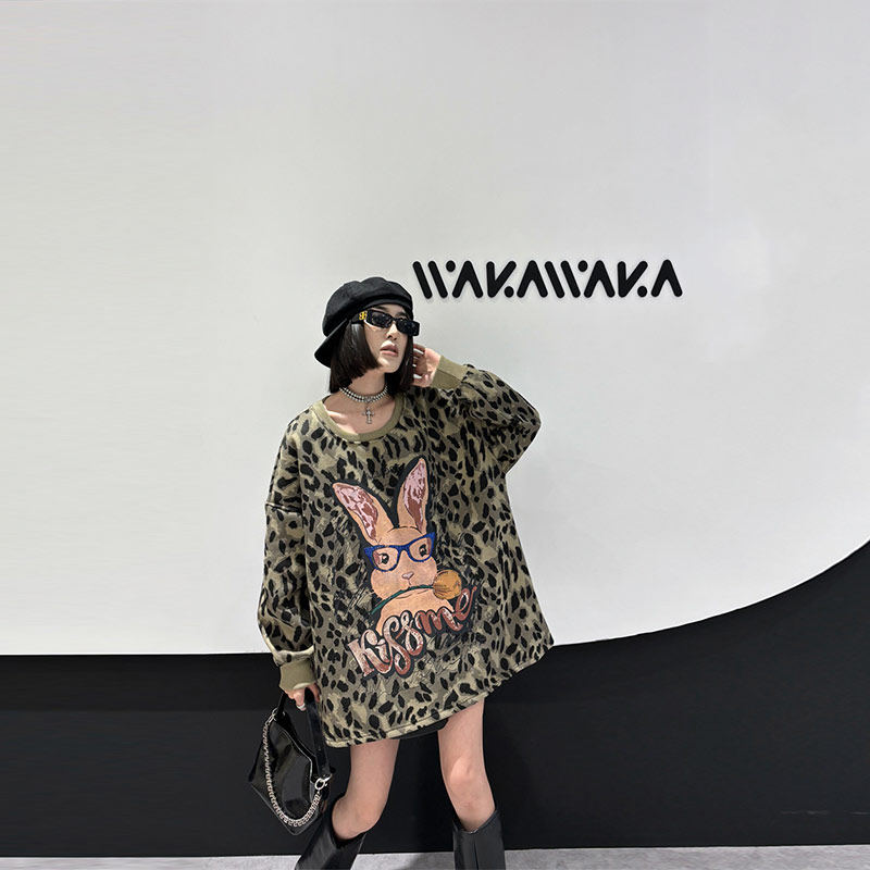 加肥大码女装圆领眼镜兔字母豹纹上衣胖妹妹宽松休闲欧货洋气时尚,淘宝优惠券,粉丝福利购,淘宝优惠卷