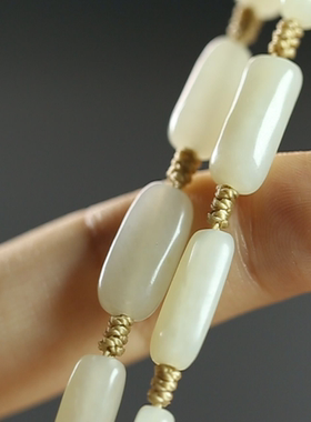 天然和田玉随型长型玉石吊坠手链