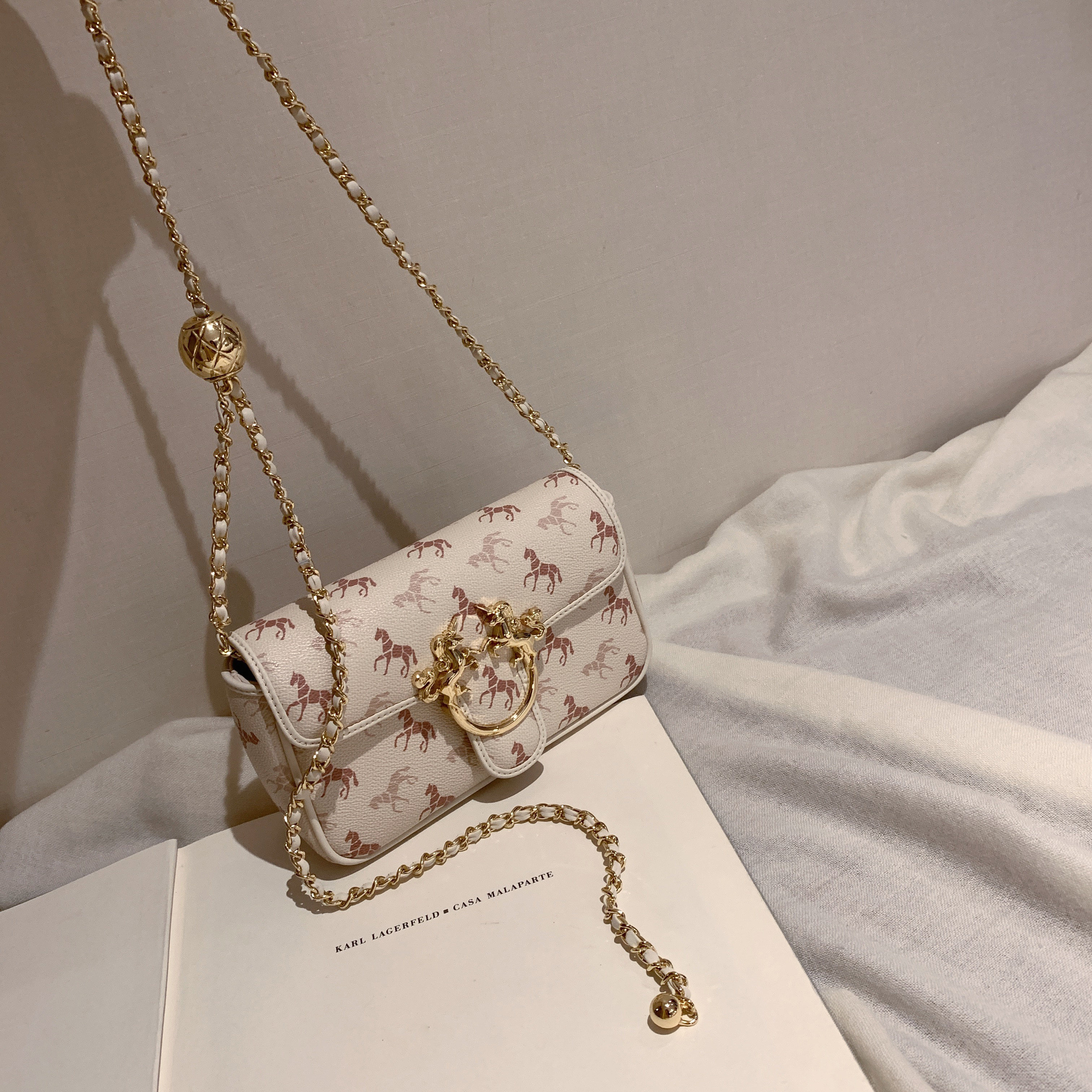 意大利LP 天马行空酒神小马包包女2025新款潮百搭链条单肩斜挎包,淘宝优惠券,粉丝福利购,淘宝优惠卷