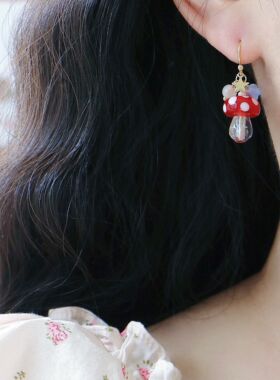 莉夏可爱琉璃女波点蘑菇耳环
