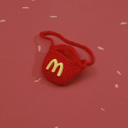 Шапка, нагрудник, небольшая сумка, косплей