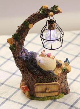 卡通龙猫躺姿悠小夜灯