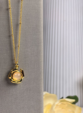 ins风金色玉髓天然石项链女锁骨链小众吊坠颈链简约女士生日礼物