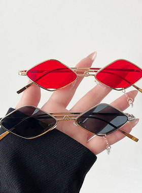 个性搞怪太阳眼镜菱形蹦迪红色