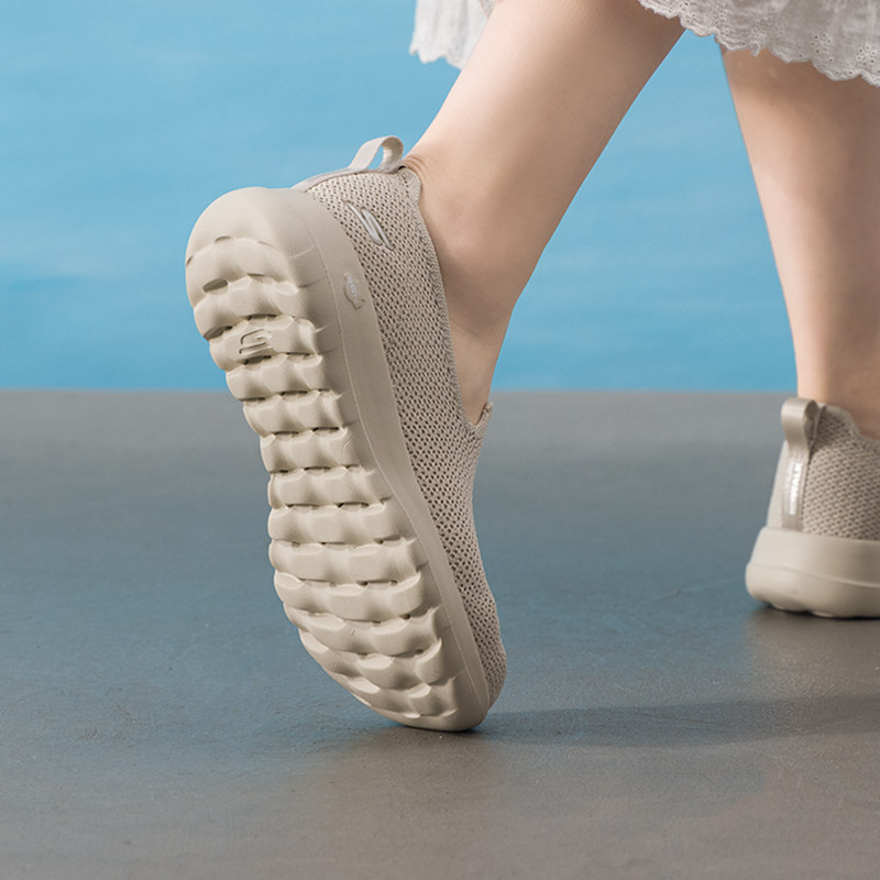 斯凯奇女鞋2026春季新款运动鞋时尚潮流户外健步鞋轻便透气休闲鞋,淘宝优惠券,粉丝福利购,淘宝优惠卷