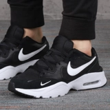 Nike, повседневная обувь, кушон, беговые кроссовки, модель весна 2022 года