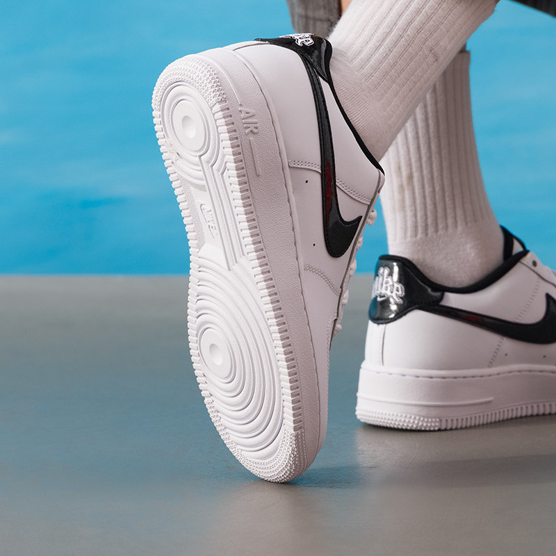 耐克（NIKE）女鞋 春季新款大童运动鞋青少年潮流时尚低帮休闲鞋,淘宝优惠券,粉丝福利购,淘宝优惠卷