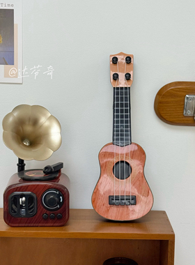 电视柜酒柜房间摆放复古小物件