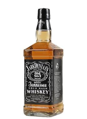 现代极简家居软装售楼处样板间客厅吧台设计洋酒杯组合装饰品摆件