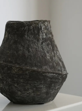 侘寂风手工陶瓷花瓶花器摆件售楼处样板间民宿酒店桌面陈列柜装饰