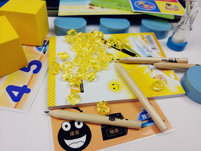 A stupidly amazing genuine board game card. You draw it and I guess it.